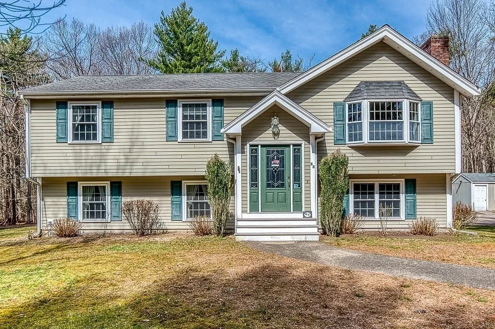 Unit for sale at 57 Sofia Rd, Stoughton, MA 02072