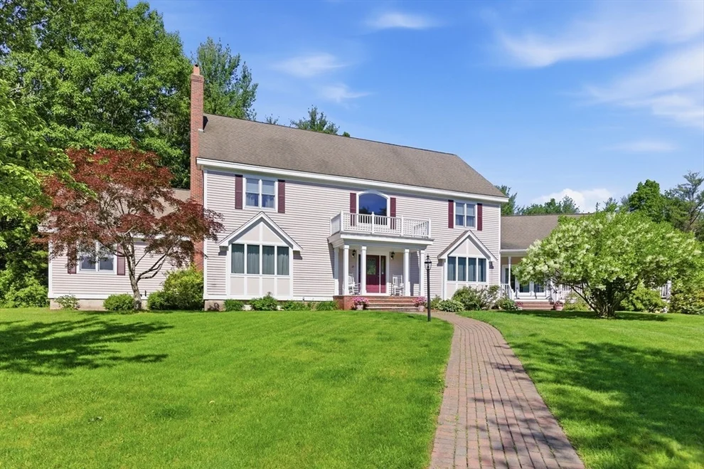Unit for sale at 15 Long Pasture Rd, North Andover, MA 01845