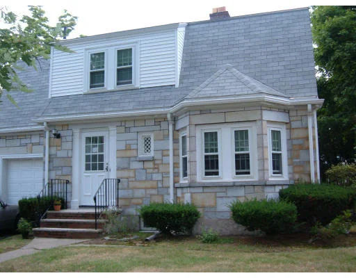 Unit for sale at 110 Warren Ave, Milton, MA 02186