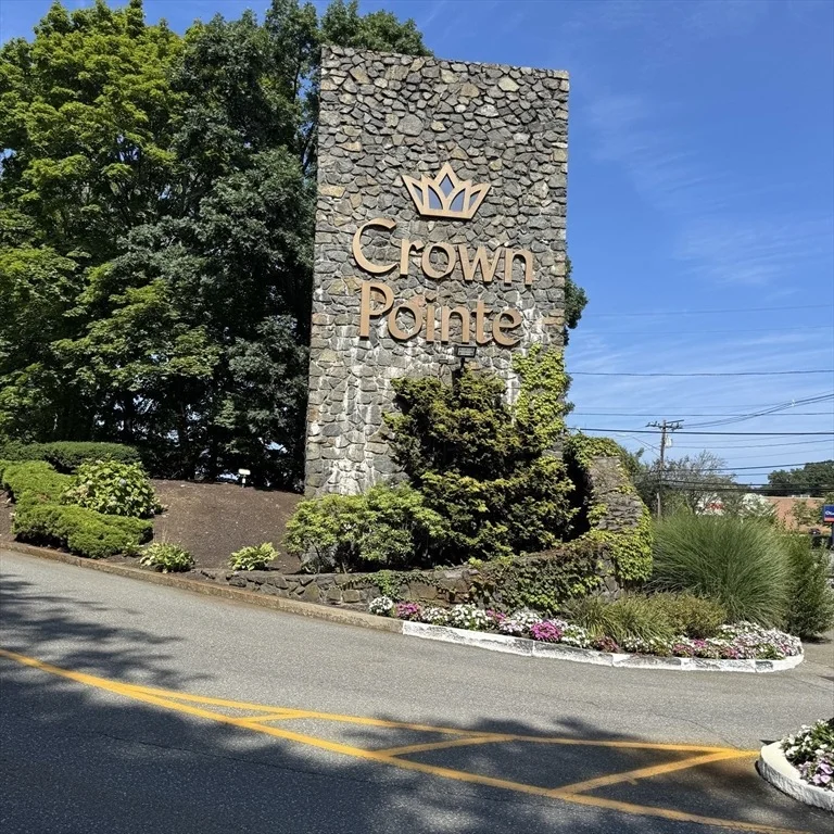 Unit for sale at 406 Paradise Rd, Swampscott, MA 01907