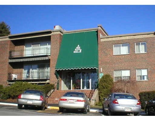 Unit for sale at 1206 Greendale Ave, Needham, MA 02492