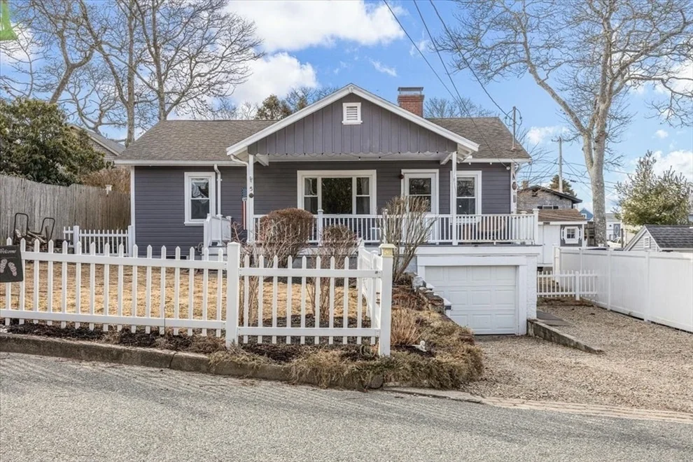 Unit for sale at 5 Wellington Rd, Wareham, MA 02558