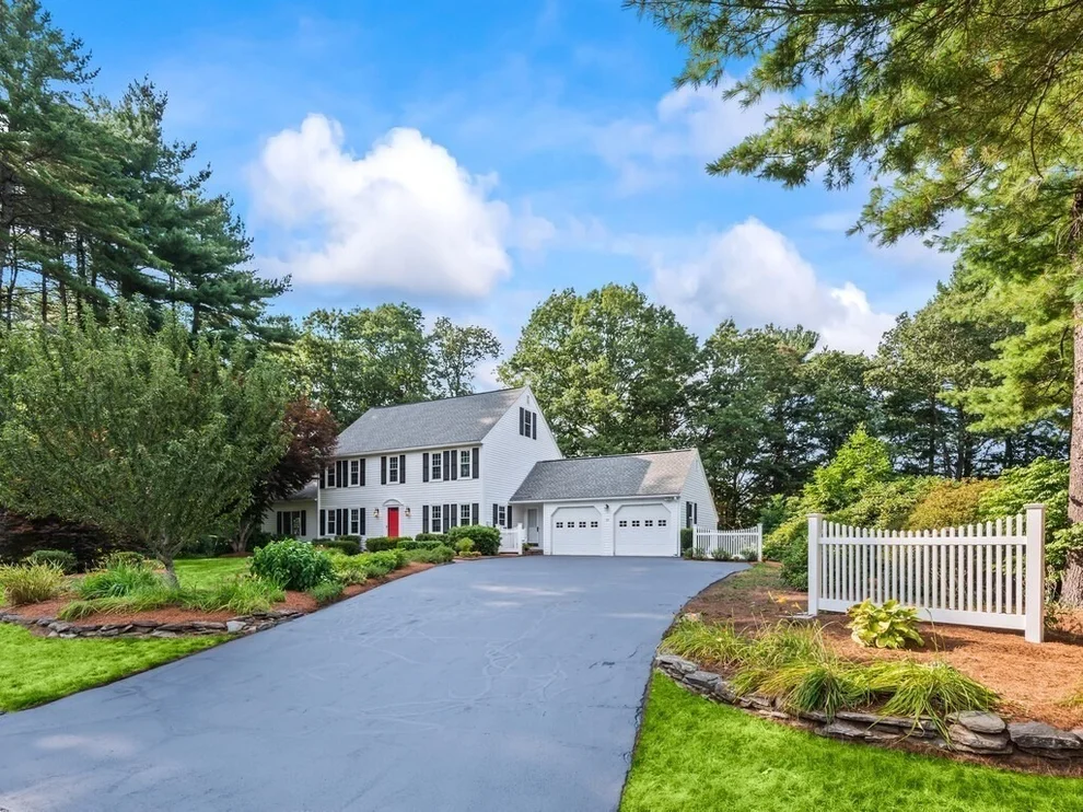Unit for sale at 30 Long Leaf Rd, Boylston, MA 01505