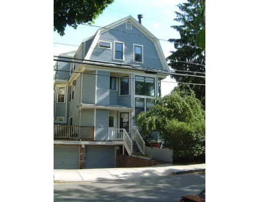 Unit for sale at 62 Wendell Street, Cambridge, MA 02138