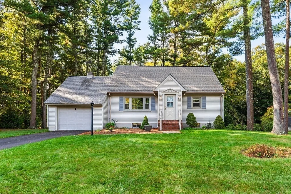 Unit for sale at 5 Pineview Ter, Mansfield, MA 02048