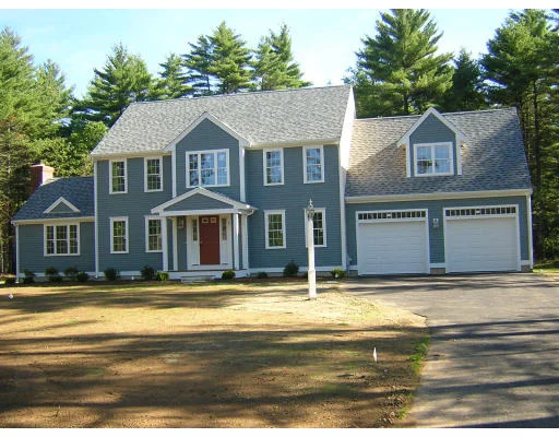 Unit for sale at 6 Commons Drive, Carver, MA 02330