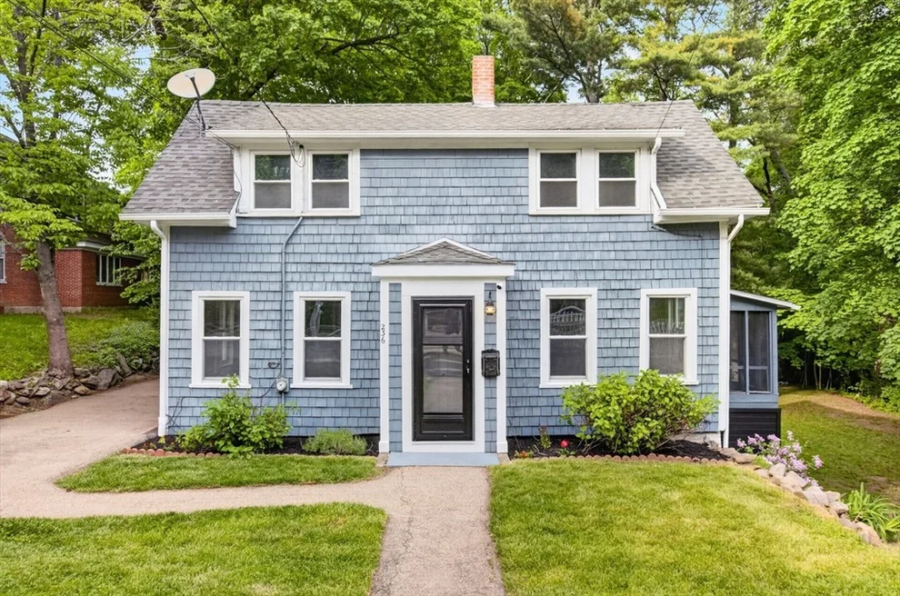 Unit for sale at 236 Salem St, Haverhill, MA 01835