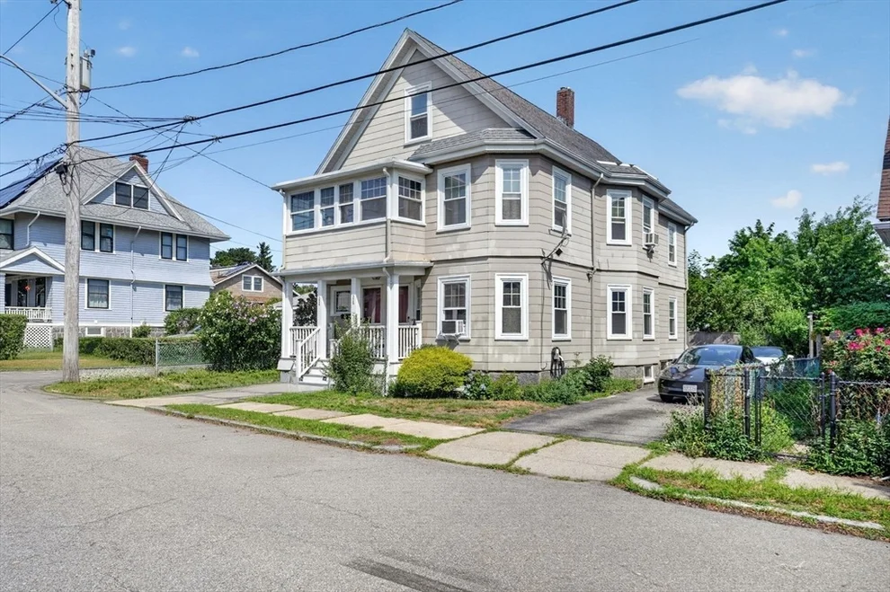 Unit for sale at 324-326 Atlantic St, Quincy, MA 02171