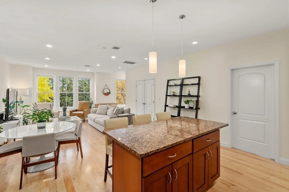 Unit for sale at 371 Maverick St, Boston, MA 02128