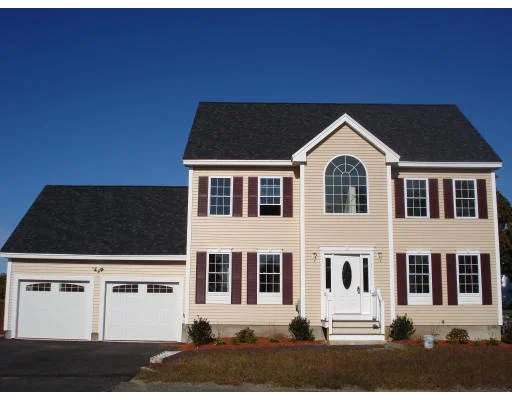 Unit for sale at 2 Huntress Avenue, Methuen, MA 01844
