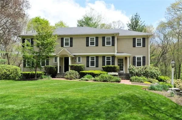 Unit for sale at 33 Russett Hill Rd, Sherborn, MA 01770