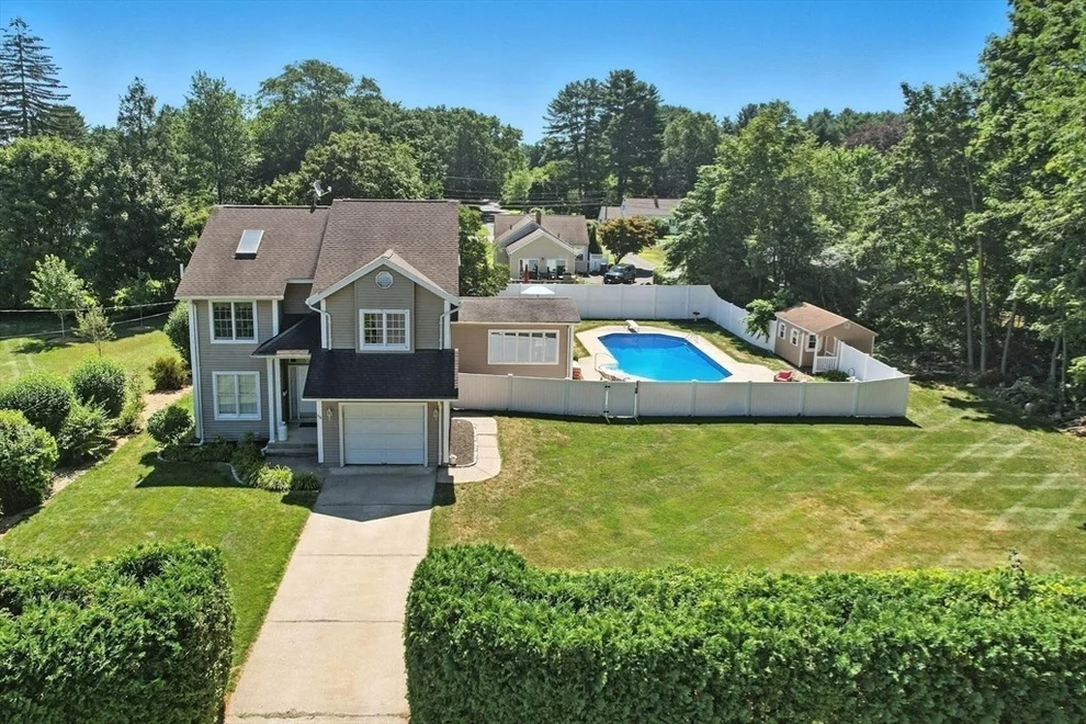 Unit for sale at 44 Kensington Ave, Westfield, MA 01085