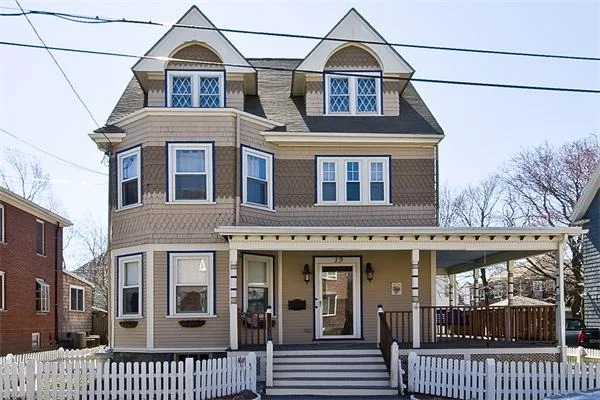 Photo of 19 Myrtle Avenue, Winthrop, MA 02152