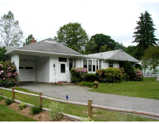 Unit for sale at 290 Ashland Street, Holliston, MA 01746