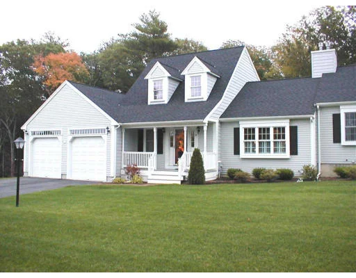 Unit for sale at 23 Autumn Ln, Marshfield, MA 02050