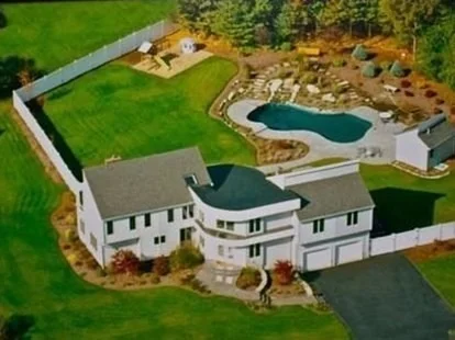 Unit for sale at 2 Thompson Rd, Foxboro, MA 02035