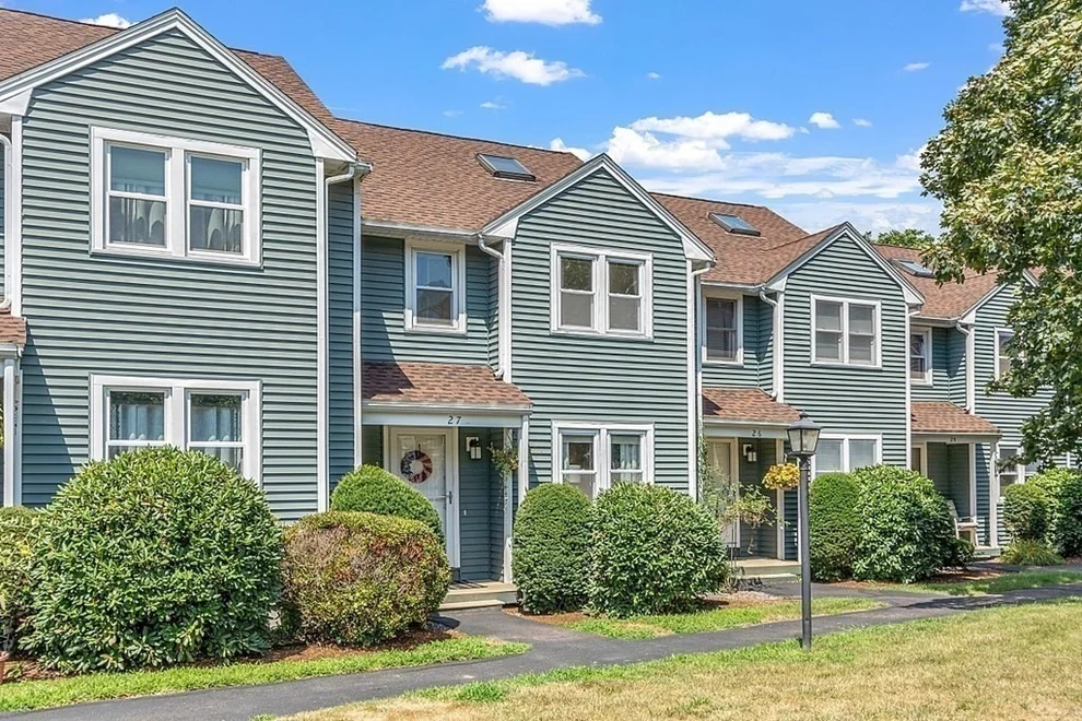 Unit for sale at 551 Hildreth St, Dracut, MA 01826
