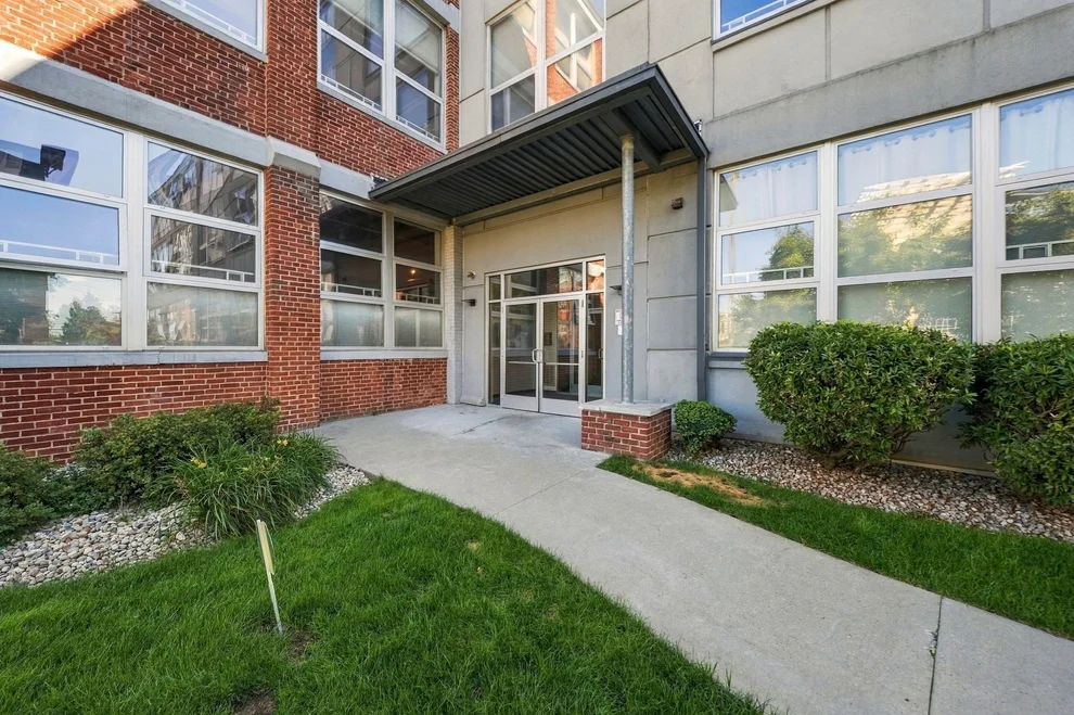 Unit for sale at 120 Holmes St, Quincy, MA 02171