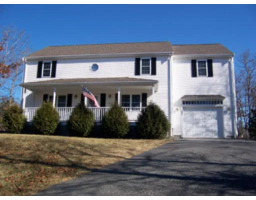 Unit for sale at 23 Balfour Ln, Mashpee, MA 02649