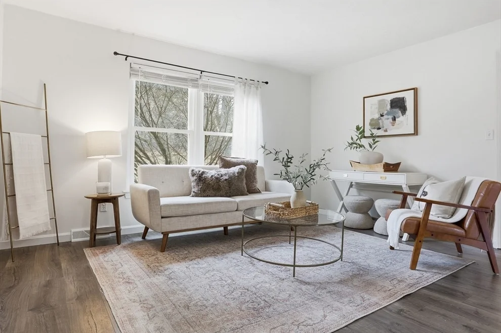 Unit for sale at 425 Main St, Hudson, MA 01749