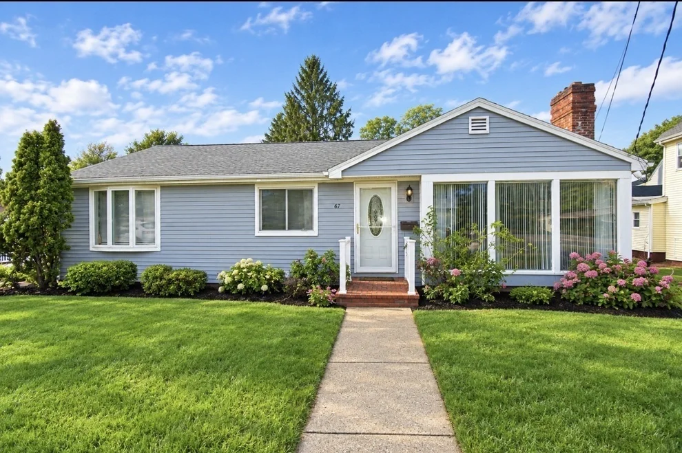 Unit for sale at 67 Andover St, Peabody, MA 01960