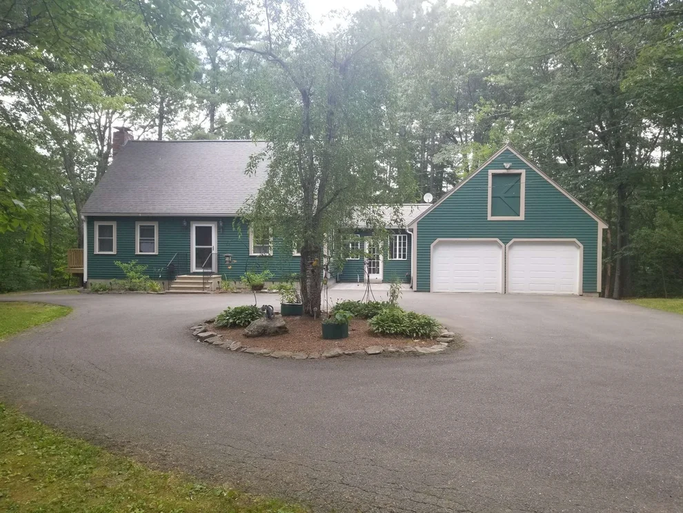 Unit for sale at 357 Page St, Lunenburg, MA 01462