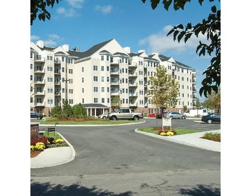 Unit for sale at 10 Seaport Dr, Quincy, MA 02171