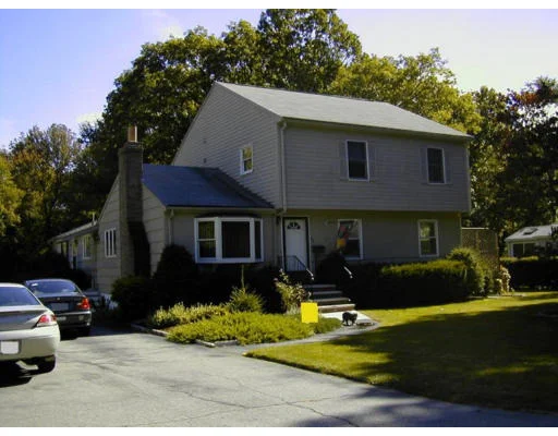 Unit for sale at 46 Fletcher Rd, Woburn, MA 01801