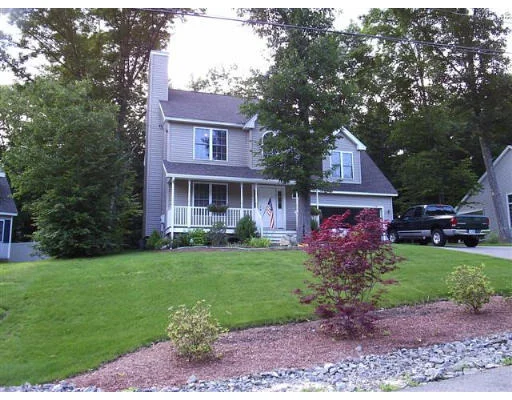 Unit for sale at 28 Mockingbird Lane, Newmarket, NH 03857