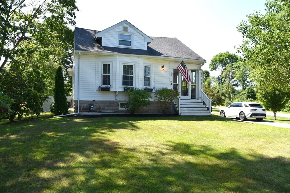 Unit for sale at 26 Cross St, West Bridgewater, MA 02379