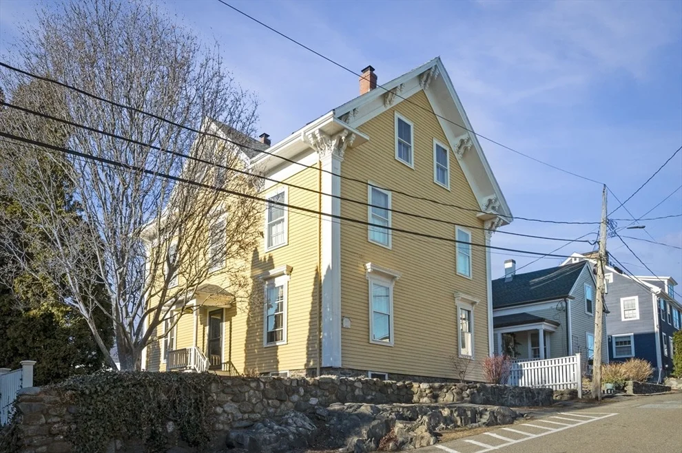 Unit for sale at 8 High Street, Marblehead, MA 01945