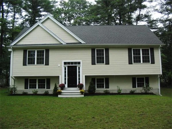 Unit for sale at 5 Ash Road, Norfolk, MA 02056