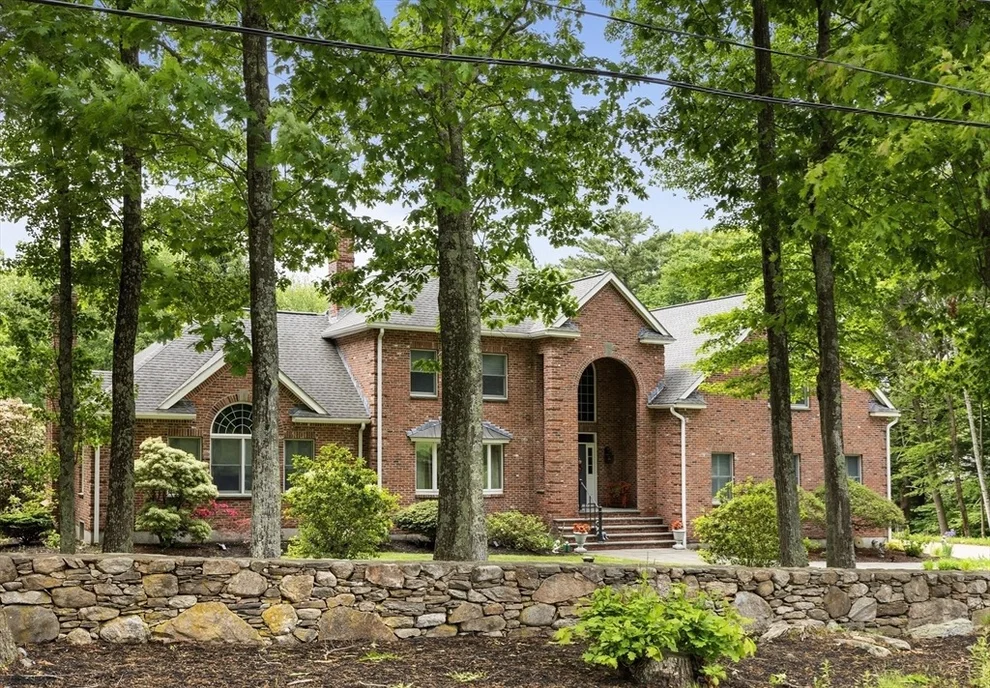 Unit for sale at 211 Saddle Hill Road, Hopkinton, MA 01748