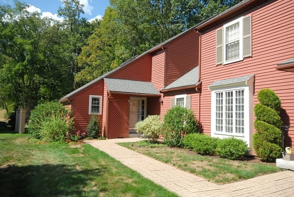Unit for sale at 4 Edmonds, Concord, MA 01742