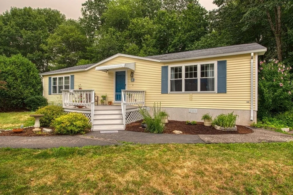 Unit for sale at 11 Hawthorne Street, Rockland, MA 02370