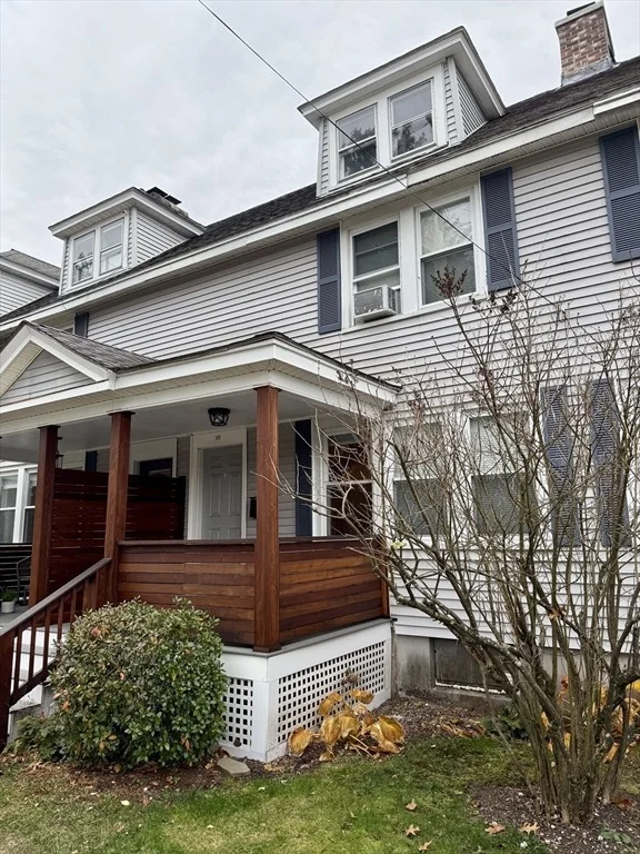 Unit for sale at 98 Everett St, Easthampton, MA 01027