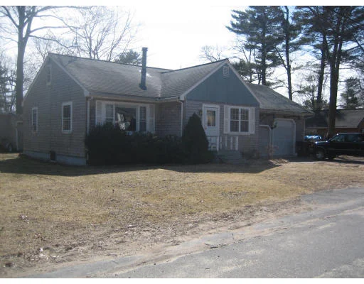 Unit for sale at 20 Mayflower Road, Norton, MA 02766