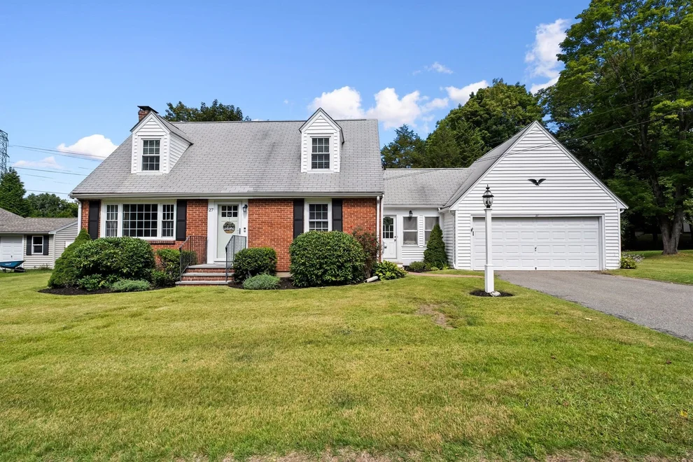 Unit for sale at 27 Mount Pleasant Ave, Holbrook, MA 02343
