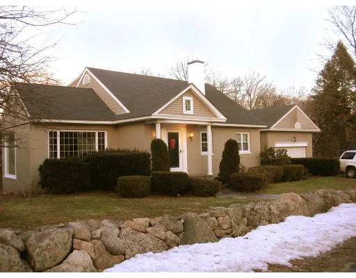 Unit for sale at 28 Orchard Street, Andover, MA 01810