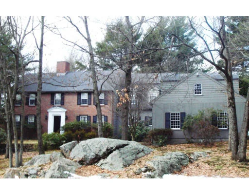 Unit for sale at 84 Royalston Road, Wellesley, MA 02481