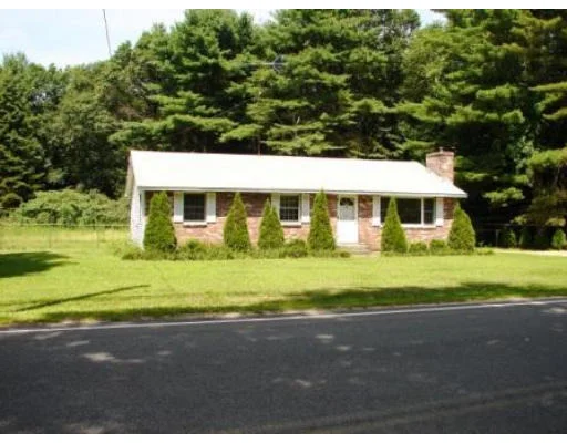 Unit for sale at 44 Williamsville Road, Hubbardston, MA 01452