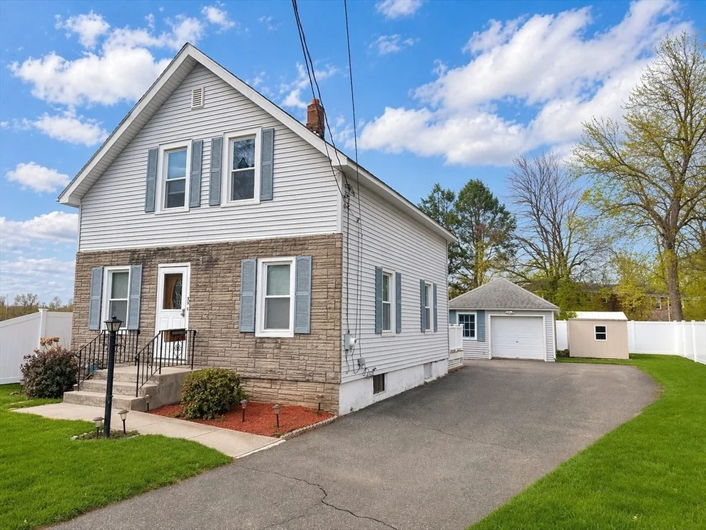 Unit for sale at 23 York St, West Springfield, MA 01089
