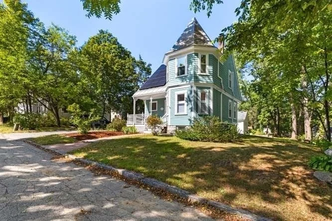 Unit for sale at 58 Church St, Chelmsford, MA 01863
