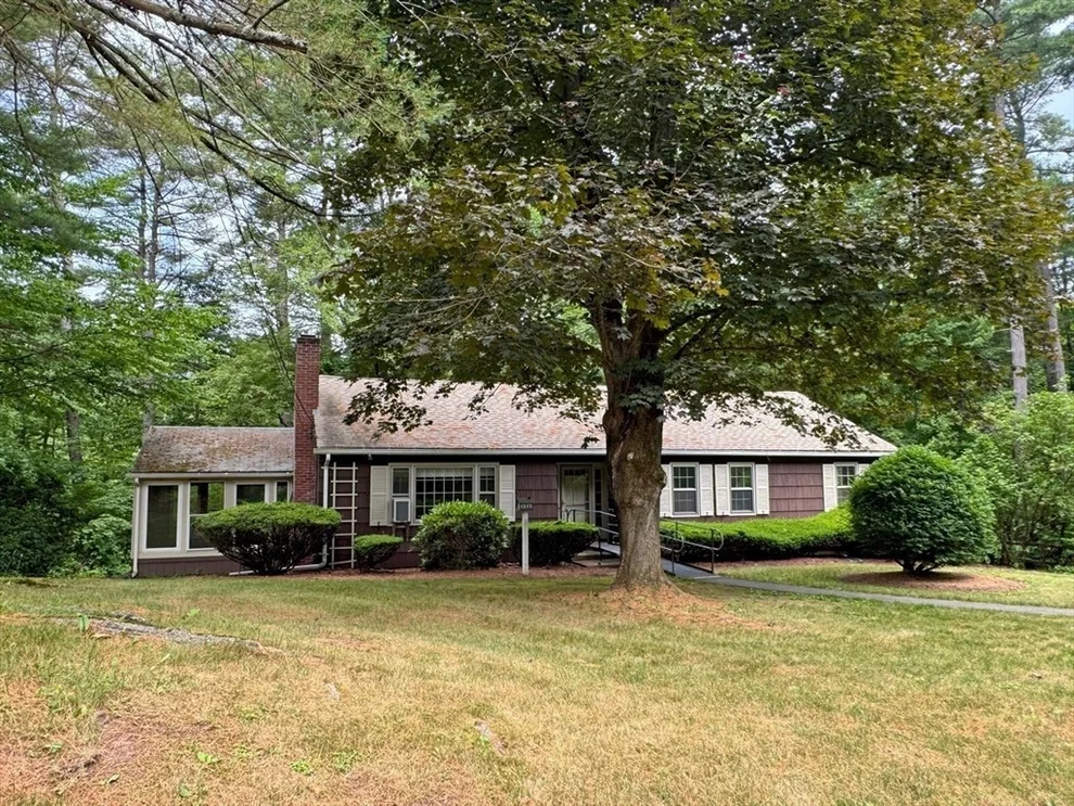 Unit for sale at 56 Country Club Rd, Greenfield, MA 01301