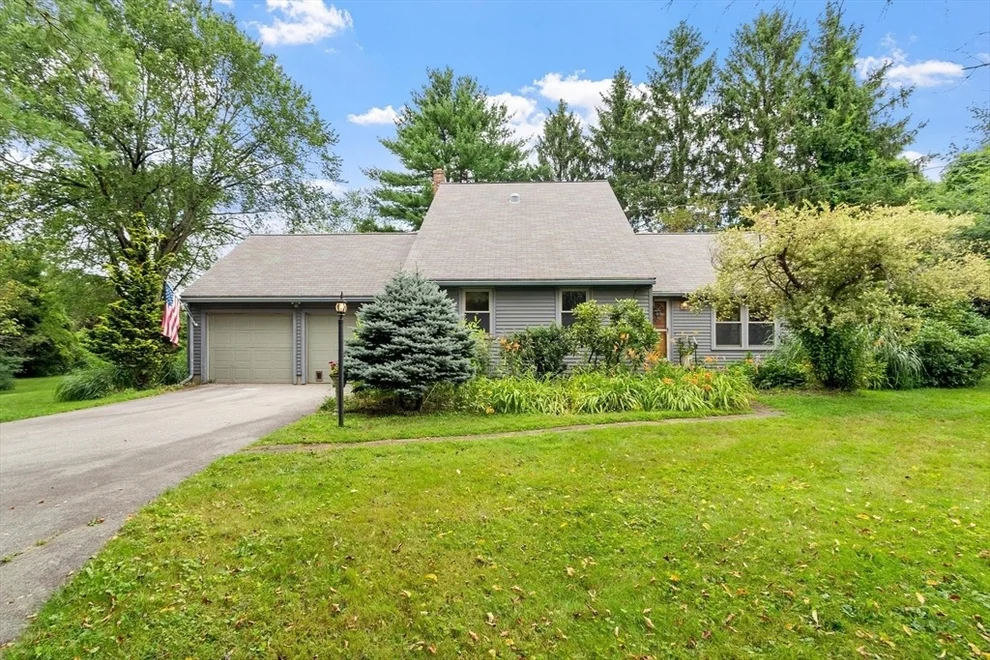 Unit for sale at 26 Searle, Georgetown, MA 01833