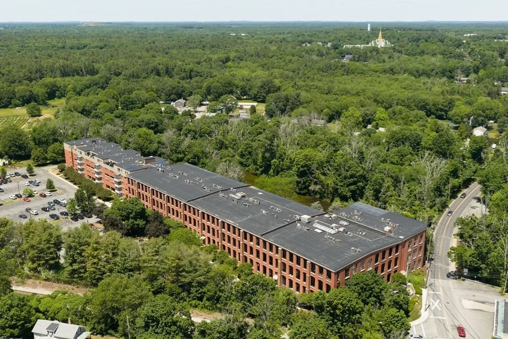 Unit for sale at 96 Old Colony Ave, Taunton, MA 02718