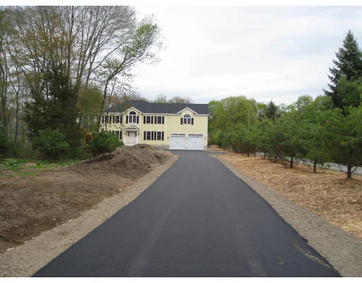 Unit for sale at 38 Oak St, Westwood, MA 02090
