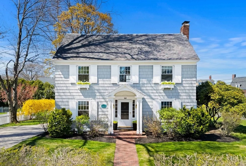 Unit for sale at 168 Hovey St, Lowell, MA 01852