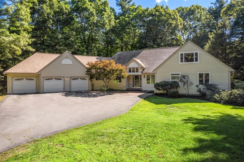 Unit for sale at 41 George Hill Rd, Grafton, MA 01519