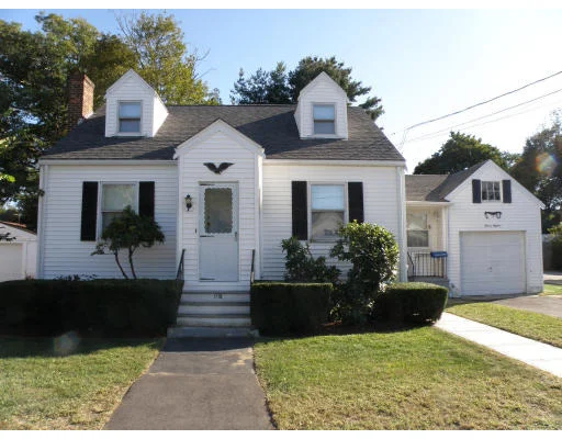 Unit for sale at 1118 Middle Street, Weymouth, MA 02190